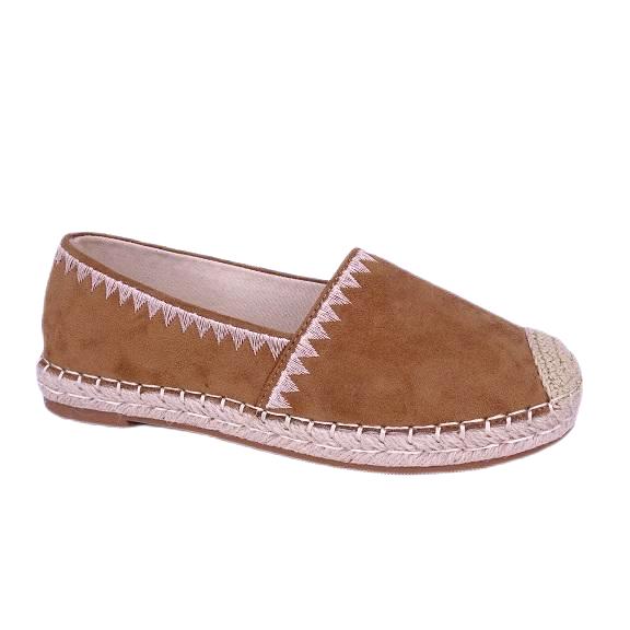 Cosa sono i nuovi arrivi TIANXIU 2025: espadrillas eleganti e minimaliste